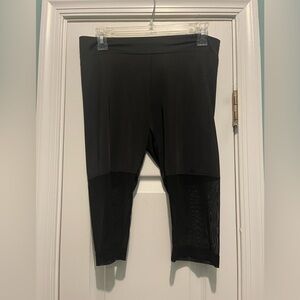 Pencey Mesh Knee Length Leggings Size L